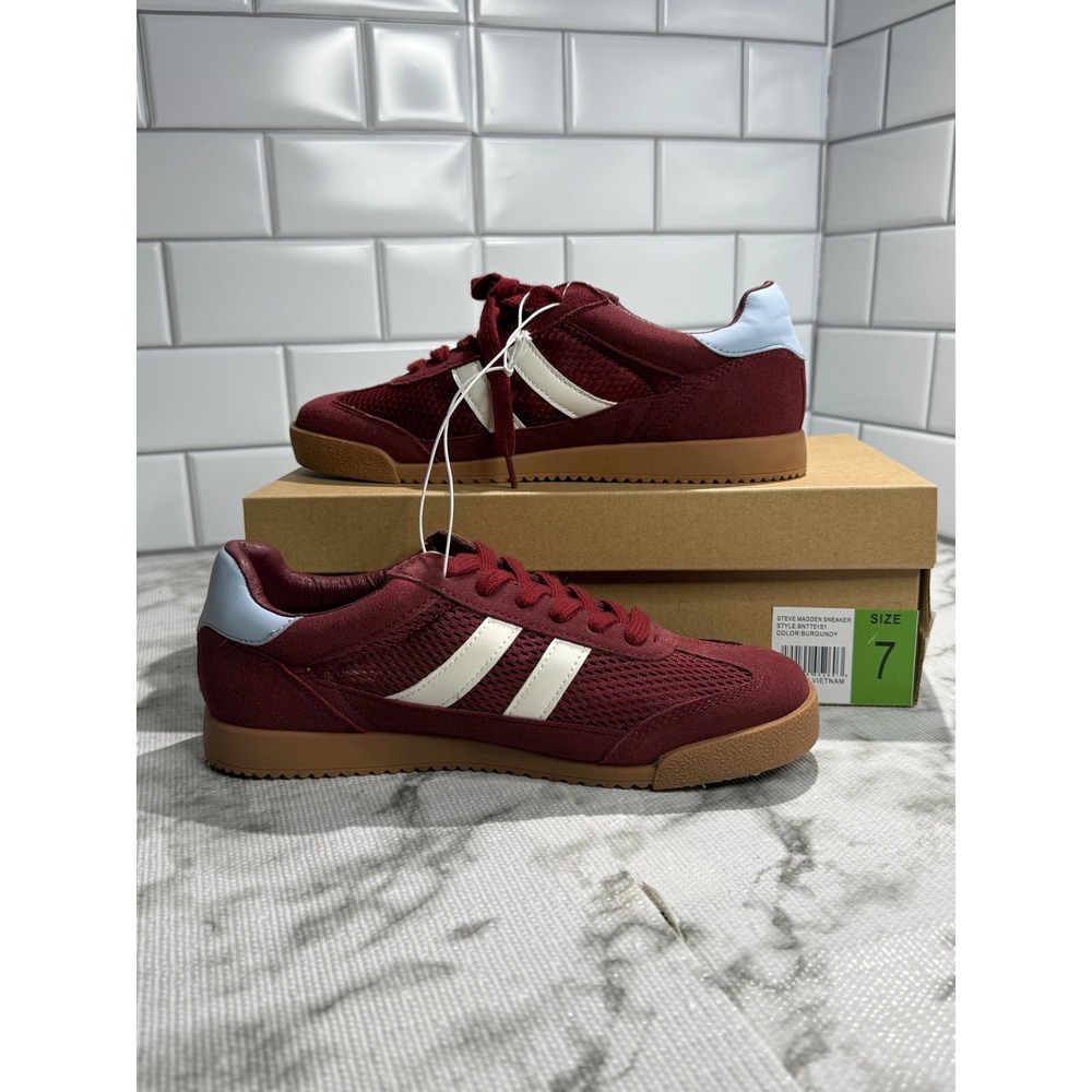 Steve Madden  Burgundy Mesh Suede Gum Sole Sneakers Womens 7 Retro Low Top